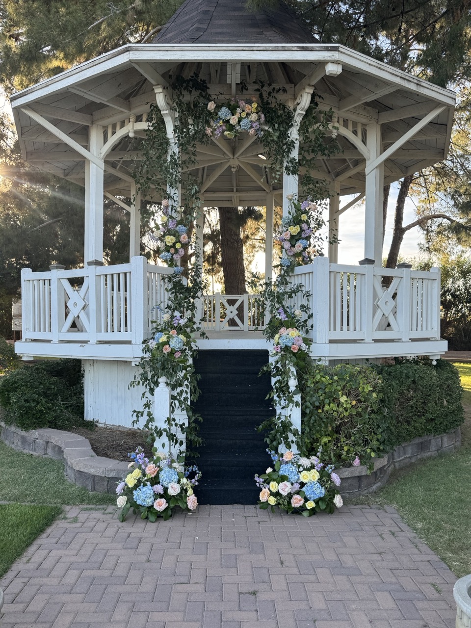 Floral arrangement preview