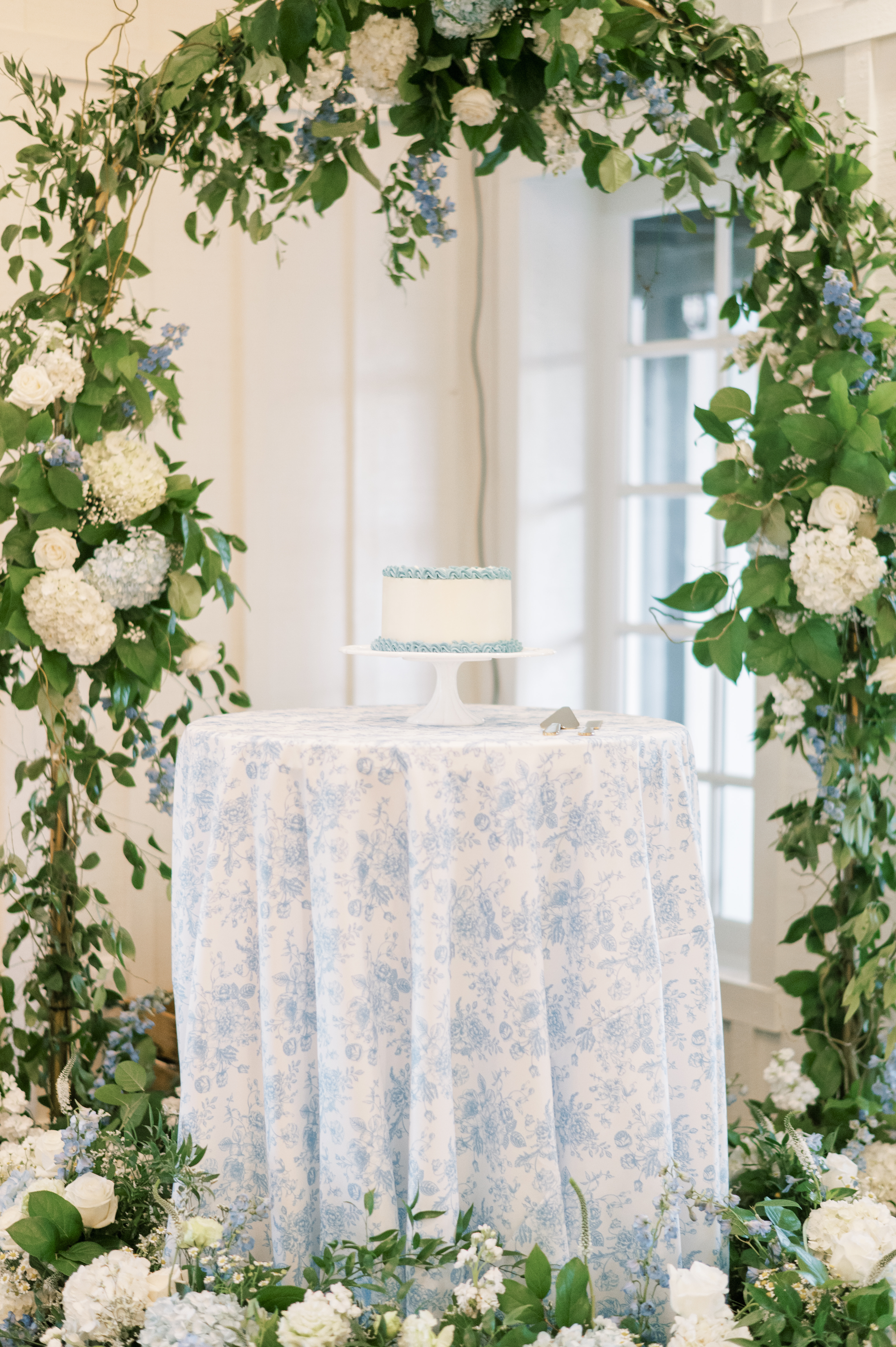 Floral arrangement preview